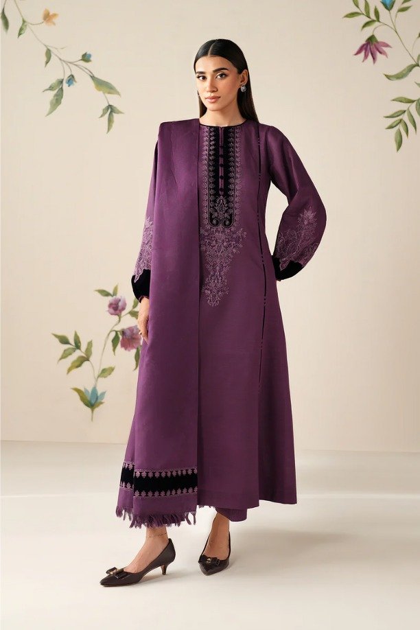 httpsdivinjaipur.comproductsdastaan-e-neelum-a-royal-chronicle-woven-in-midnight-and-gold-suit-4-9-1.jpg Baroque - 3pcs Lawn Emb With Jaberia Net Pallu Emb Dupatta - 784 - Image 1
