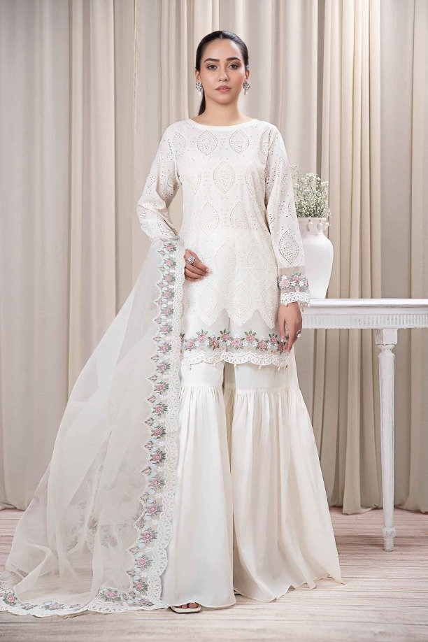 httpsdivinjaipur.comproductsdastaan-e-neelum-a-royal-chronicle-woven-in-midnight-and-gold-suit-41-11.jpg Maria B - 3pcs Chicken Kari Lawn Emb With Cut Work Organza Dupatta - 179 - Image 1