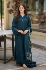 Zellbury 3pcs Chicken Kari Lawn Emb With Chiffon Printed Dupatta - 0567