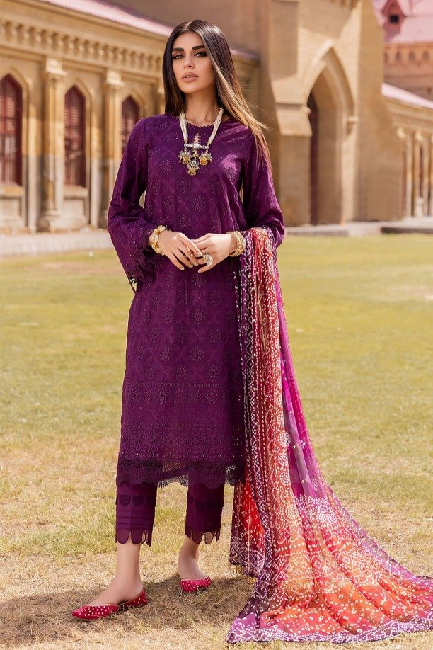 httpsdivinjaipur.comproductsdastaan-e-neelum-a-royal-chronicle-woven-in-midnight-and-gold-suit-43-22.jpg Nureh - 3pcs Chicken Kari Lawn Emb With Diamond Printed Dupatta - 939 - Image 1