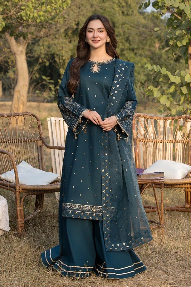 httpsdivinjaipur.comproductsdastaan-e-neelum-a-royal-chronicle-woven-in-midnight-and-gold-suit-43-5.jpg Qalamkar 3pcs Lawn Embroidered With Organza Emb Dupatta - 3090 - Image 1